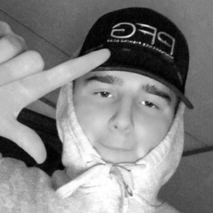 Meet your Posher, Cameron